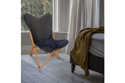 Tripolina cowhide chair, black leather & light mahogany frame 