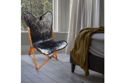 Tripolina cowhide chair, salt and pepper & light mahogany frame 